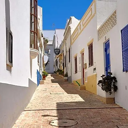 Luna Clube Oceano Αλμπουφέιρα