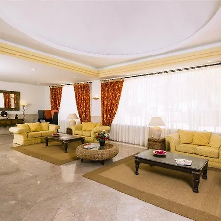 Luna Clube Oceano מלון דירות 3*