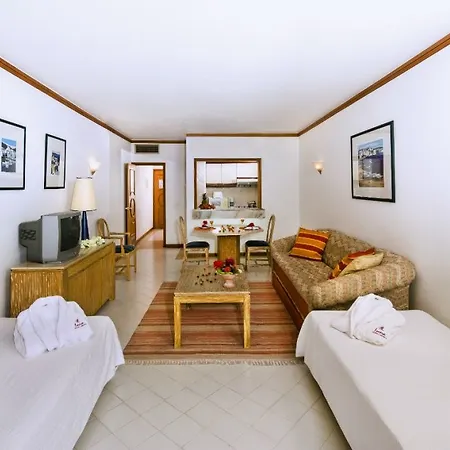 Luna Clube Oceano 3* Αλμπουφέιρα