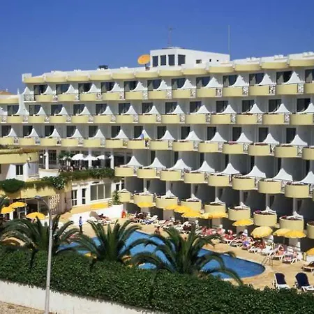 Luna Clube Oceano Αλμπουφέιρα