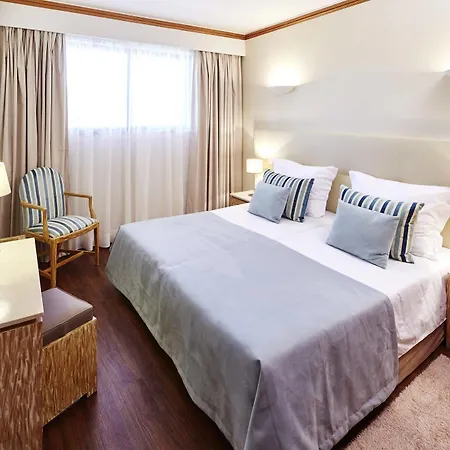 Aparthotel Luna Clube Oceano 3*