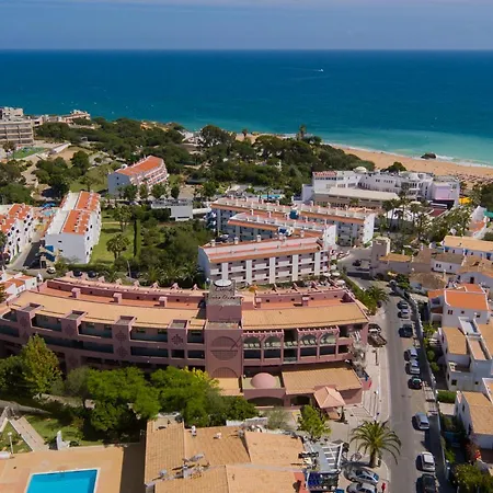 Aparthotel Luna Clube Oceano 3*